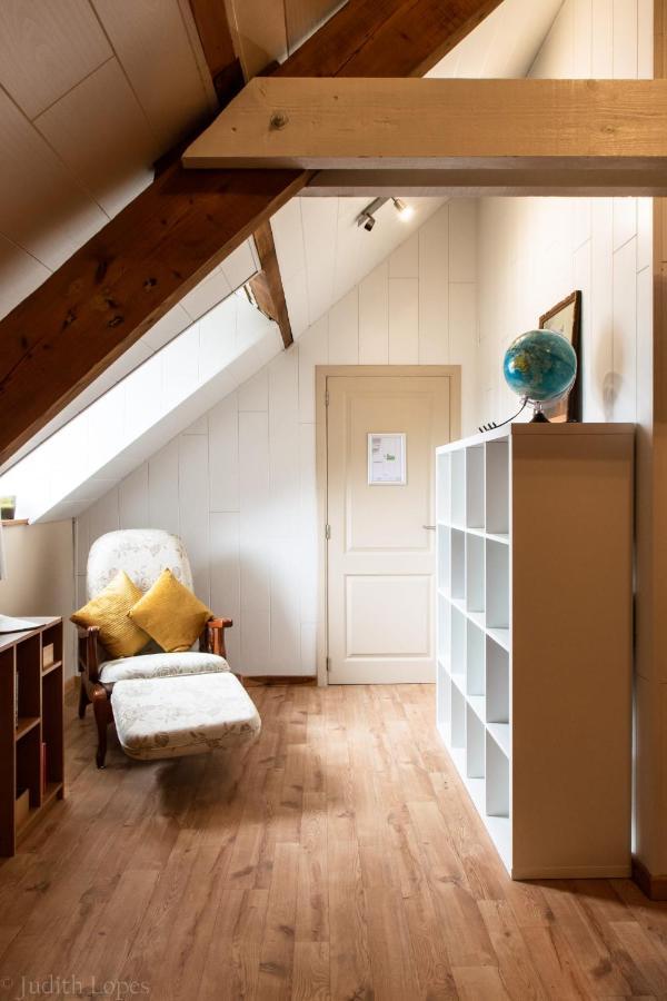 Maison Spacieuse Unifamiliale. Gite La Clochette バストーニュ エクステリア 写真